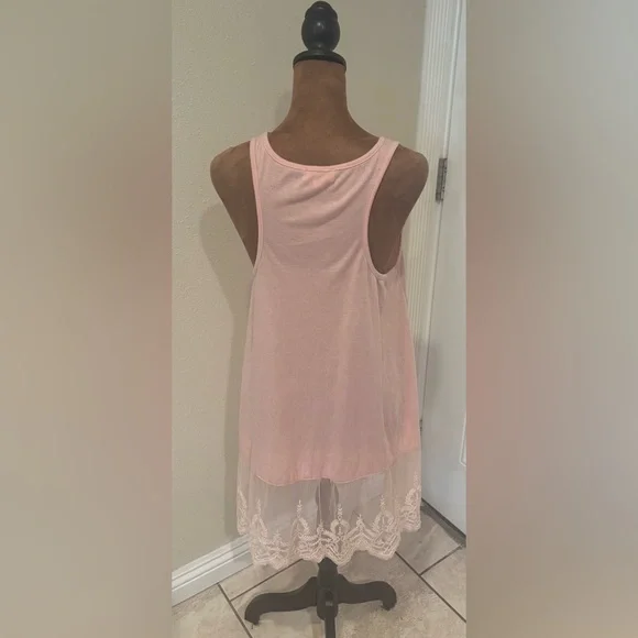Umgee Blush Pink Top with Lace Detail - Picture 4 of 4